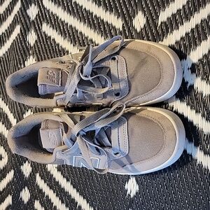 New balance shoes